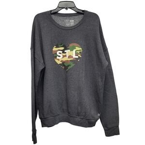 Arch Apparel Womens XL STL St Louis Camo Heart PolyCotton Long Sleeve Sweatshirt
